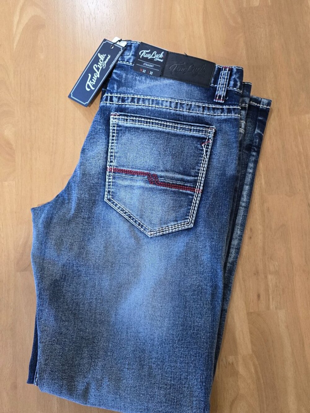 True‎ Luck Men's Classic Stretch Straight Jeans Sz 32x32 Embroidered Pocket NWT